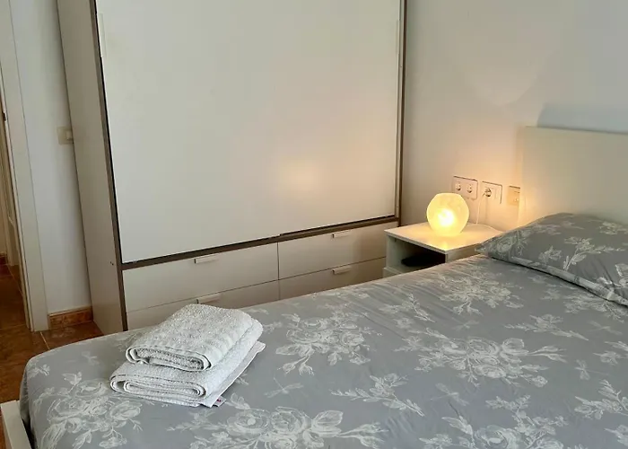 Honey Bunch Caleta De Fuste